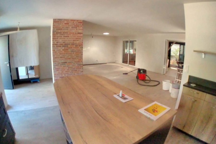 gallery-item